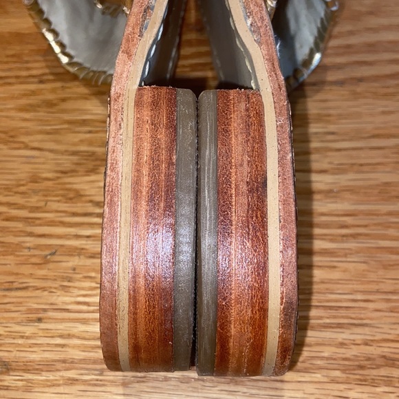 Jack Rogers Gold Flat Jack Sandals - Picture 6 of 13